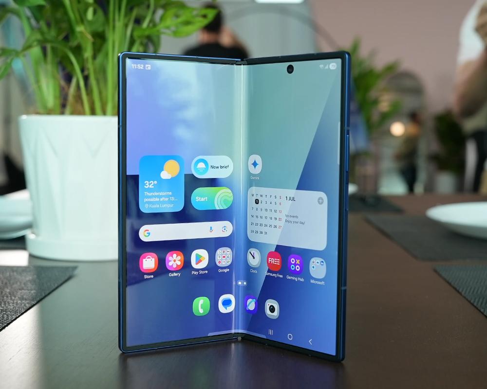 SAMSUNG Galaxy Z Fold7